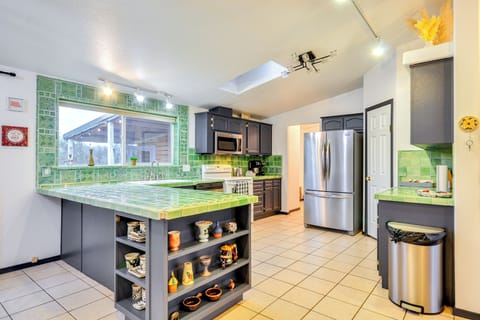 Kitchen | Keurig/Drip Coffee Maker | Cooking Basics