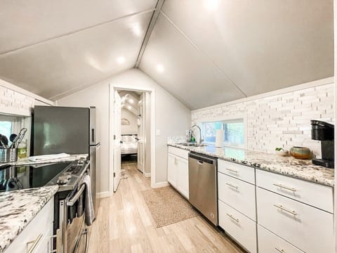 You'll love your stay at this renovated cottage in the heart of Colorado Springs