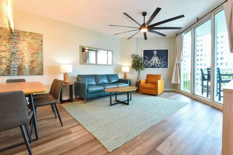 The Palms of Destin 2413 - Spacious Living Area