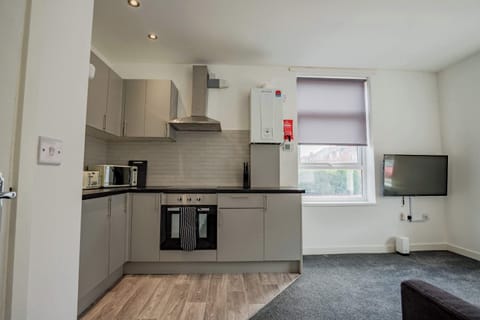 Bromyard Flat 1, Worcester - Host & Stay