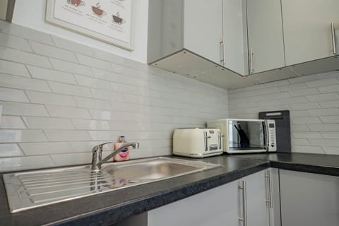 Bromyard Flat 1, Worcester - Host & Stay