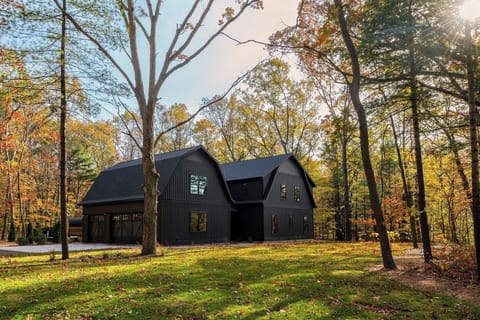 Enjoy the many outdoor games provided in the massive front and back yards 