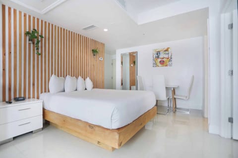 Bedroom. Exact unit will be assigned upon arrival. Views, colors and decor may vary.