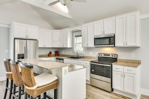 Kitchen | Cooking Basics | Keurig Coffee Maker