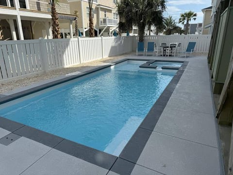 6 Bedroom Beach House Chase the Dream II House in Ocean Isle Beach