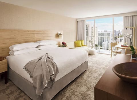 Unit with 1 King bed