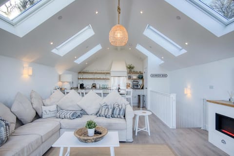 Ty Florence - 3 Bedroom Cottage - Bayview Oxwich (6507)