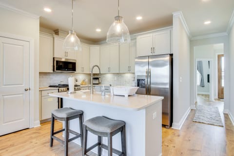 Kitchen | Keurig Coffee Maker | Blender | Spices | 1st Floor