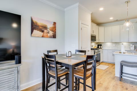 Dining Table | Dishware & Flatware | 1st Floor