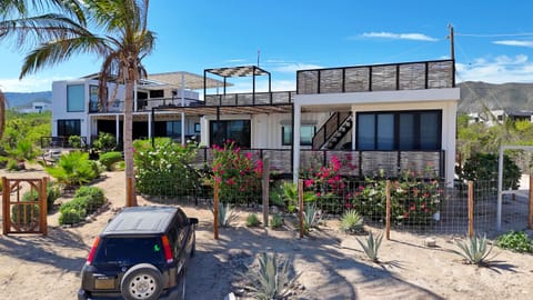 20 Knots- a repurposed shipping container eco home with 2 bedrooms, 1 bath.