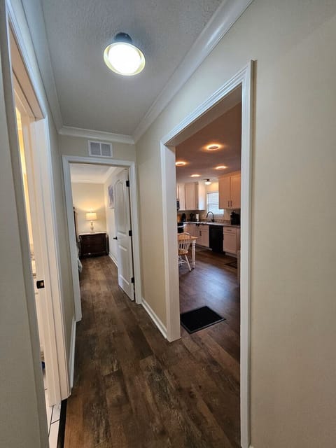 Hallway Bedroom 1 & 2