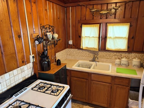 Image picker AD1311BD 912B 48D5 A758 39A00311946B 31273 000005315A2001D2