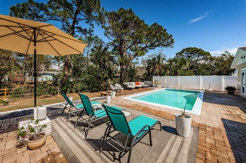 Beautiful patio pool deck