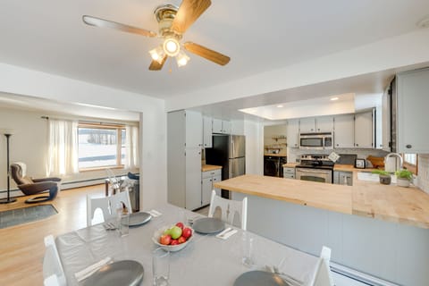 Dining Room | Dining Table