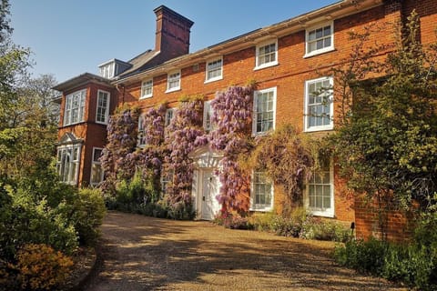 Farthing Green House