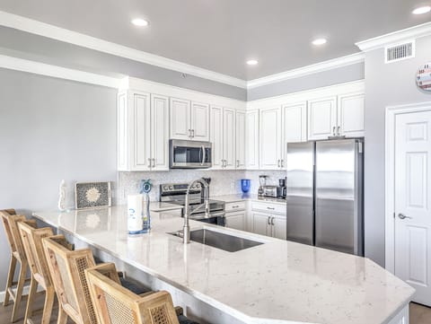 Emerald Towers West #6003 Kitchen