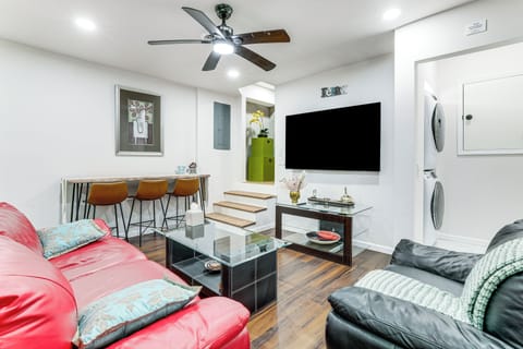 Marietta Vacation Rental | 2BR | 1BA | 1 Step Required | 1,000 Sq Ft