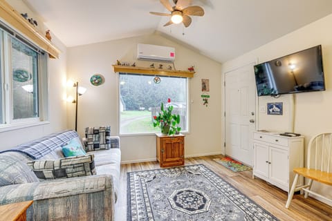 Port Angeles Vacation Rental | 1BR | 1BA | 4 Steps to Enter | 300 Sq Ft