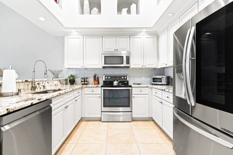 Fully equipped kitchen with everything you need!