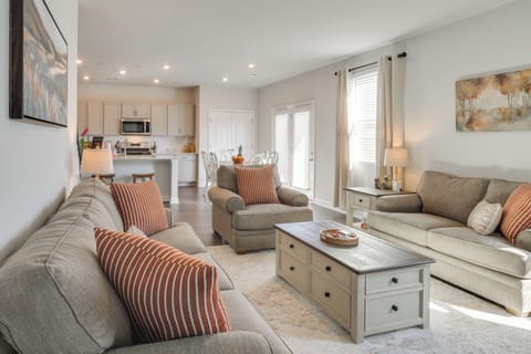 Living Room | Smart TV | Central A/C | 1st Floor