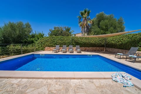 Holiday Home Swimming Pool
