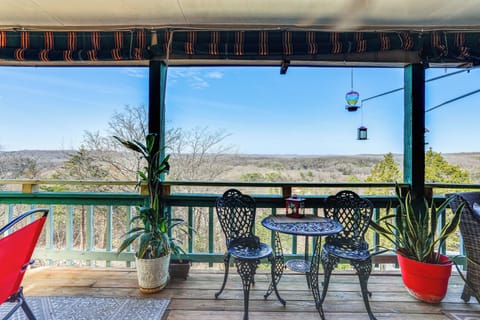 Cherokee Village Vacation Rental | 2BR | 2.5BA | Stairs Required | 1,404 Sq Ft