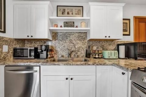 0bcf0f25 6256 4bfb bd43 9acbab346e7f