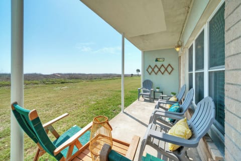 Private patio. (Pura Vida)