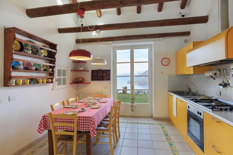 Villa Poggio al Lago - Stresa, Lake Maggiore - NORTHITALY VILLAS Vacation rental