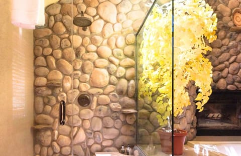 Meadow20Bright20Suite20at20RiverSong20Inn2031