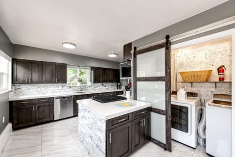 Amenities like washer and dryer are right in the house