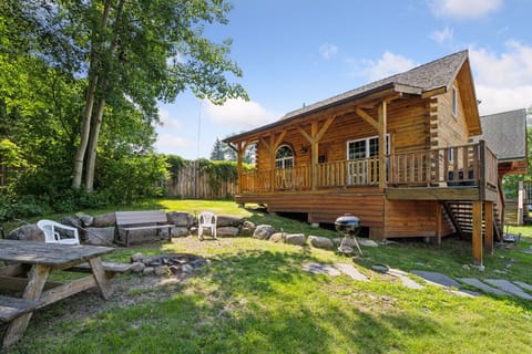 Lakeside Log Cabin