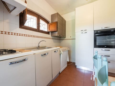 Boat, Marina, Watercraft, Boats And Boating--Equipment And Supplies, Waterway, Port, Harbor, Dock, Naval Architecture, Channel