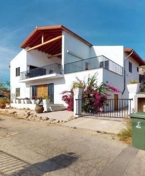 Villa Coral Cliffs