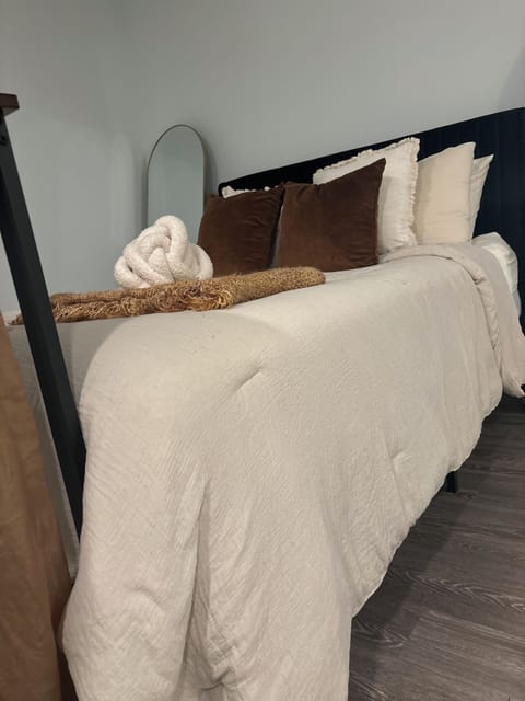 Comfy Queen Size Bed
