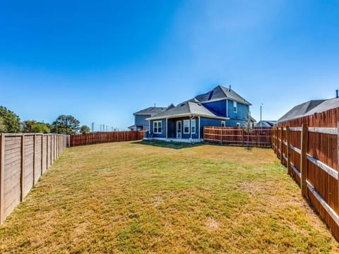 Large back yard, fully fenced