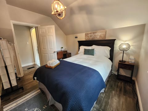 Cozy up in this comfy queen sized bed