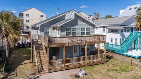 Gorgeous newly renovated oceanview beach house