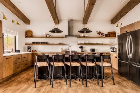 Beautifully designed kitchen with everything you could need!