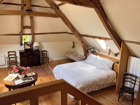 Large Primary bedroom with ensuite