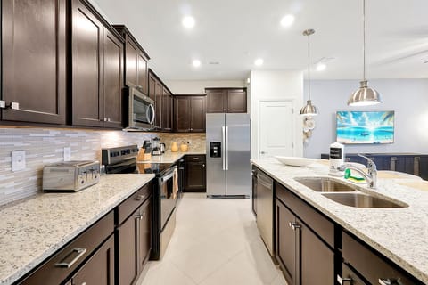 Enjoy all the comforts of home with top-of-the-line, fully equipped appliances and modern design kitchen perfect for all occassions!