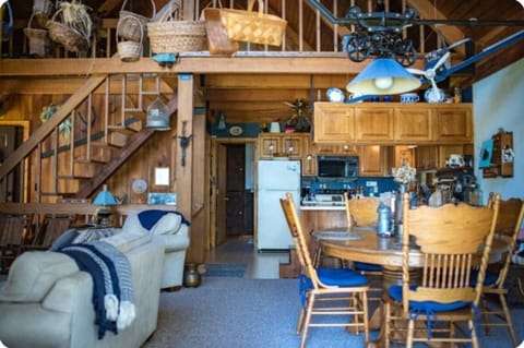 Main level living area and full kitchen