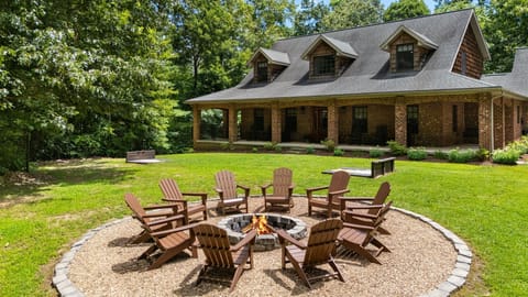 Wood Fire Pit | Seating for 10 | The Lodge