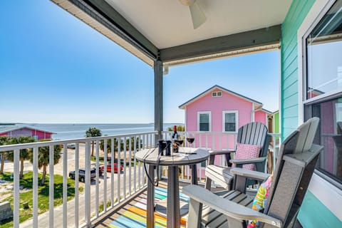 Cedar Key Vacation Rental | 1BR | 2BA | Stairs Required | 1,300 Sq Ft