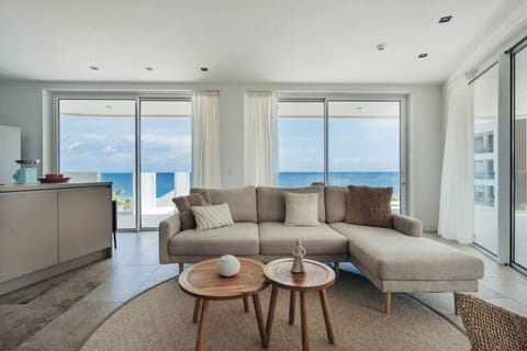 Welcome to the living room of One Mambo 35—bright, breezy, and made for laid-back mornings with an ocean view.