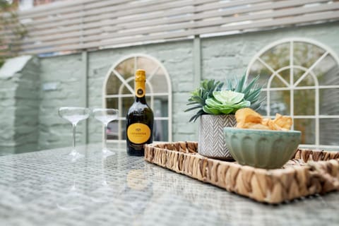 The outdoor space at Driftwood House, Dorset