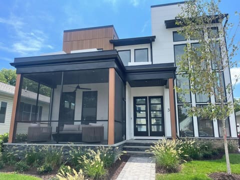 PropertyImg1