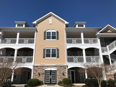 PropertyImg1