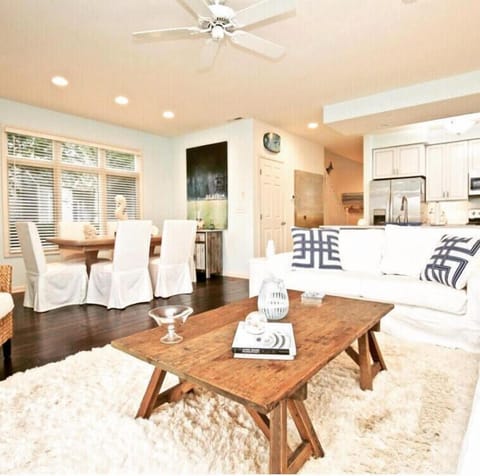 PropertyImg1