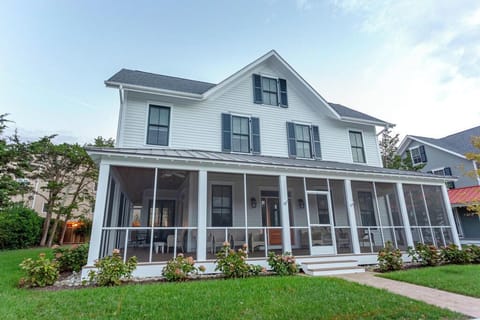 PropertyImg1